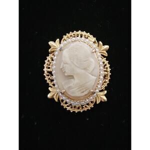 Vintage Cameo Geno Gold Tone Faux Pearl Signed Estate Open Back